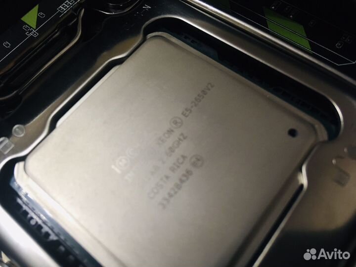 Xeon e5 2650v2 комплект, новый