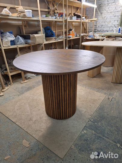 Стол кухонный раскладной дизайнерский