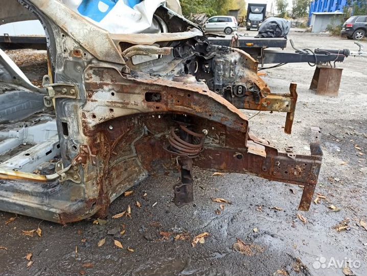 Четверть передний правый Hyundai Solaris седан