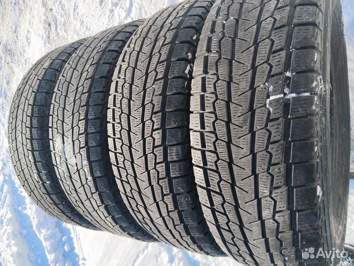 Yokohama Ice Guard G075 235/70 R16