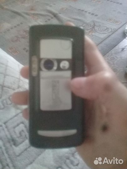 Подаю телефон sony ericsson