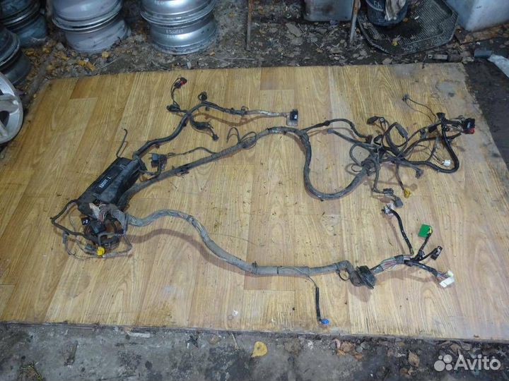 Проводка моторная Mazda Tribute I (2000—2004)