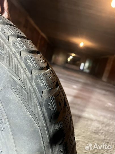 Nokian Tyres Hakkapeliitta 5 235/50 R18 36W