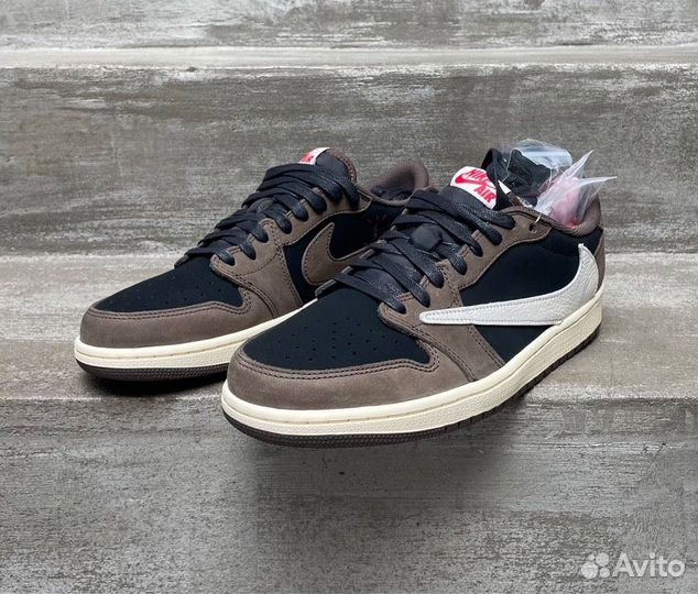 Air Jordan 1 Low 