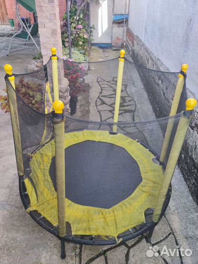 Батут манеж