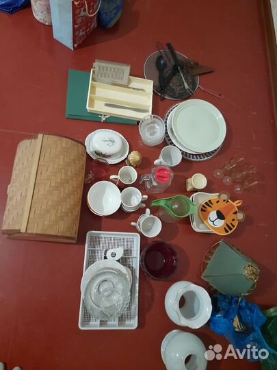 Посуда люстра хлебница