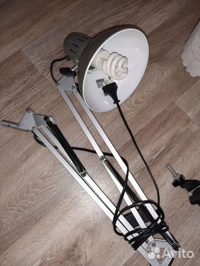 Осветительная лампа