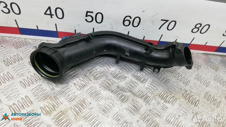 Патрубок интеркулера Volkswagen Passat B6 2008