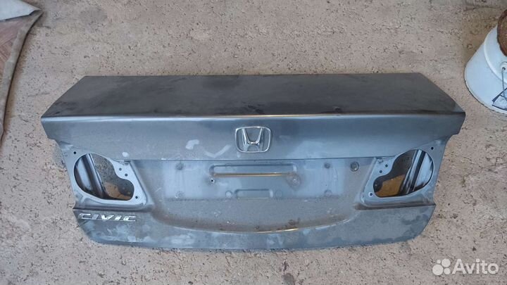 Крышка багажника Honda civic 4d 2007г.в