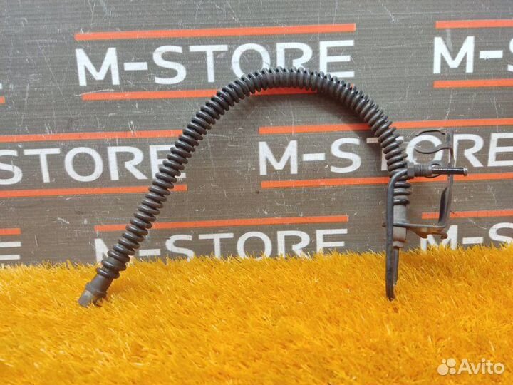 Шланг тормозной задний правый Volkswagen Touareg