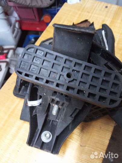 Крепление для багажника на крышу