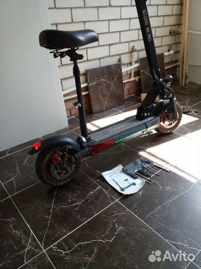 Самокат электро Куго М 4 pro 600 Вт 18 Ампер