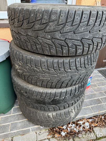 Hankook Winter I'Pike RS2 W429 215/60 R16 99T