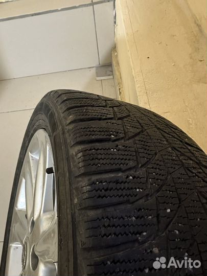 Triangle Snowlink TWT02 235/45 R18