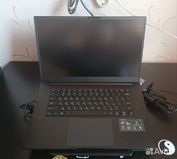 Maibenben p527 Intel nuc x15
