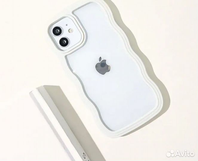 Чехол на iPhone 11