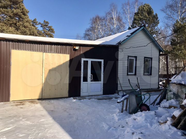 Дом 160 м² на участке 4 сот.