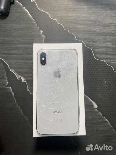 iPhone X, 64 ГБ