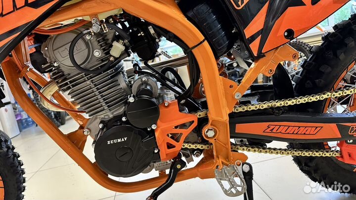 Мотоцикл Zuumav A5 оранжевый