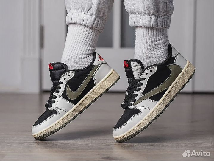 Travis Scott x Air Jordan 1 Low OG Olive