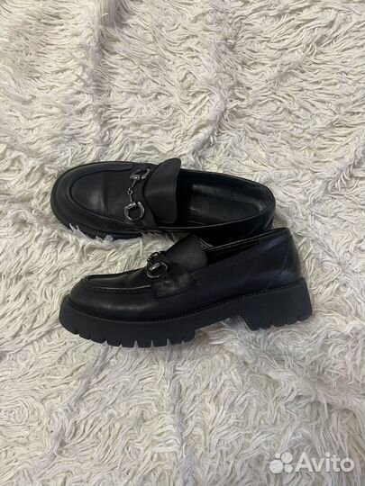 Лоферы женские 38 размер