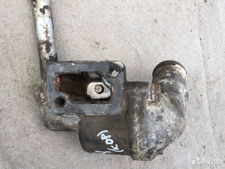 Корпус термостата Хендай Акцент 1