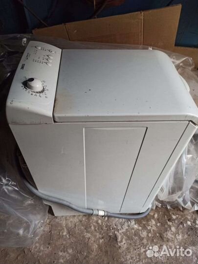 Стиральная машина с вертикальной загрузкой