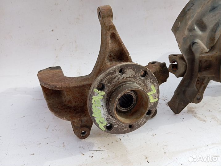 Кулак поворотный Renault Megane 2