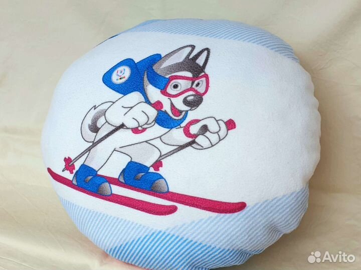 Подушка подарочная Универсиада Красноярск 2019