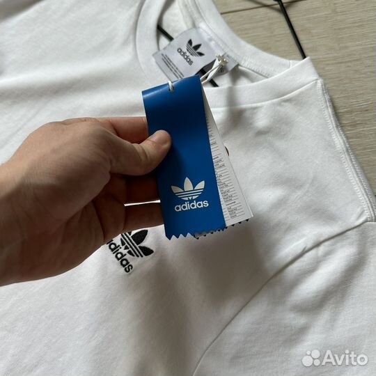 Футболка Adidas белая оригинал, новая