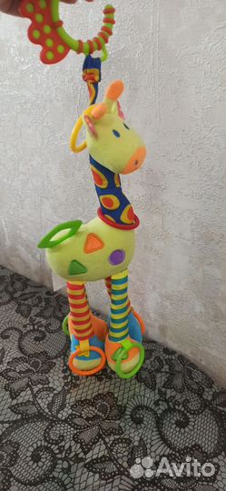 Игрушки погремушки для малышей