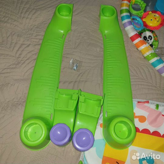 Развивающий коврик fisher price с пианино