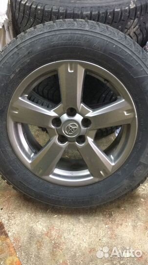 Michelin X-Ice North 225/65 R17