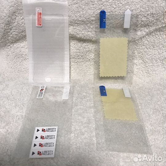 Защитное стекло и плёнки на iPhone