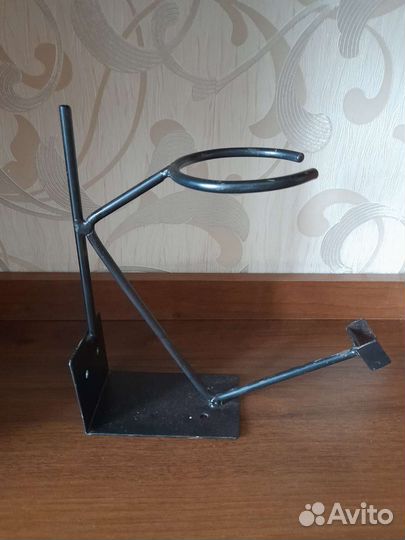 Держатель для краскопульта