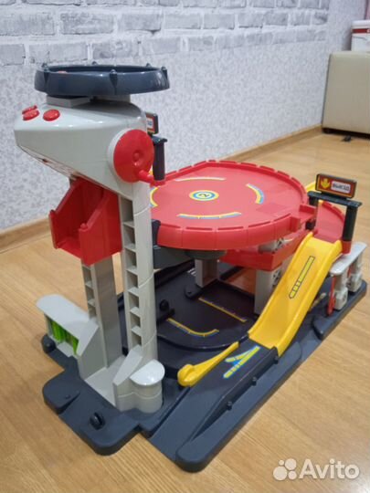 Парковка, трек, станция спасения elc