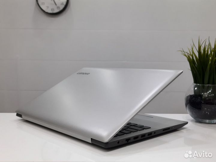 Ноутбук Lenovo a4 9125 4gb r3 ssd 128gb