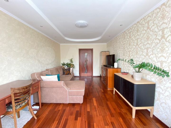 2-к. квартира, 73,4 м², 3/17 эт.