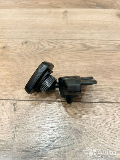 Магнитный держатель для телефона в cd слот