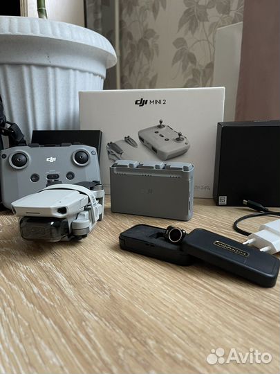 Квадрокоптер DJI Mavic Mini 2 Fly Combo