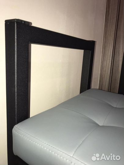 Барный стул