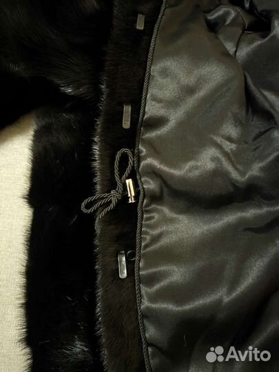 Шуба норковая с капюшоном 42 размера