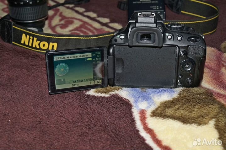 Nikon D5100 Kit 18-55 mm