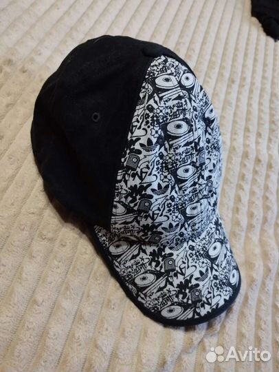 Adidas originals бейсболка