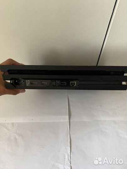 Sony PS4 pro 1tb