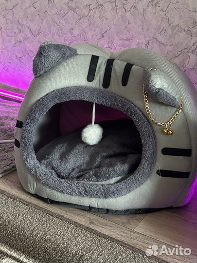 Лоток для кошек большойи и лежанка