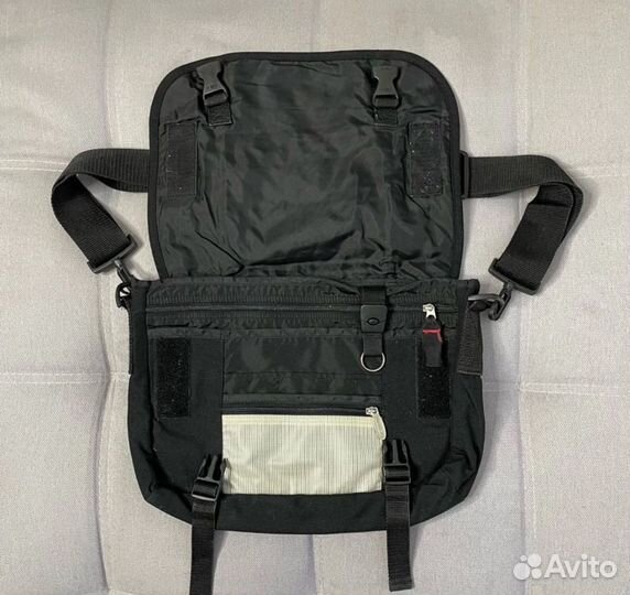 Сумка мессенджер eastpak (чёрный)