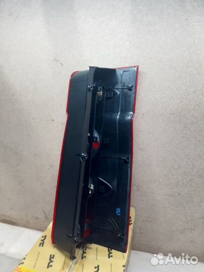 Фонарь задний левый Volkswagen Crafter 2E