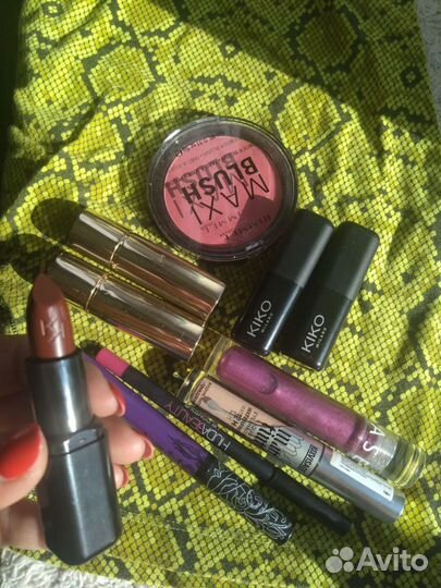 Помады Huda,Mac, Clarins