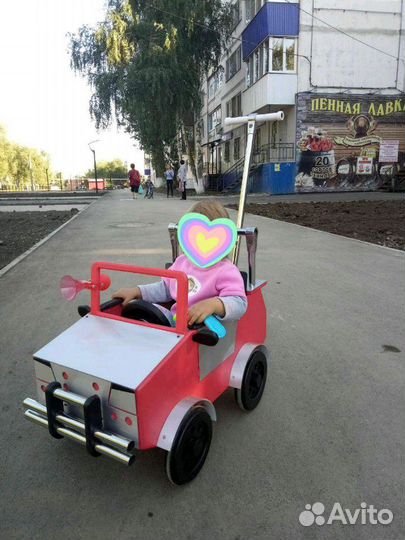 Автомобиль-каталка